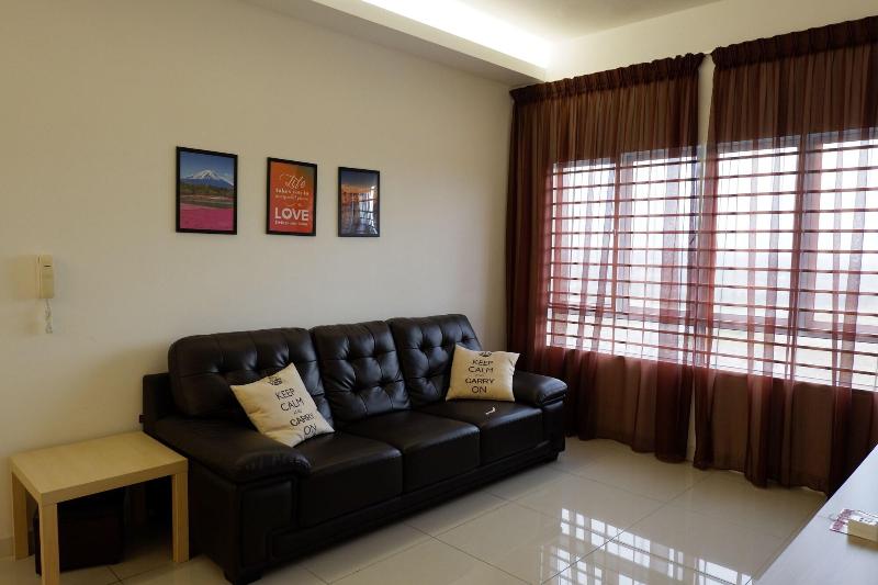 Отель Az Homestay @ Southville City