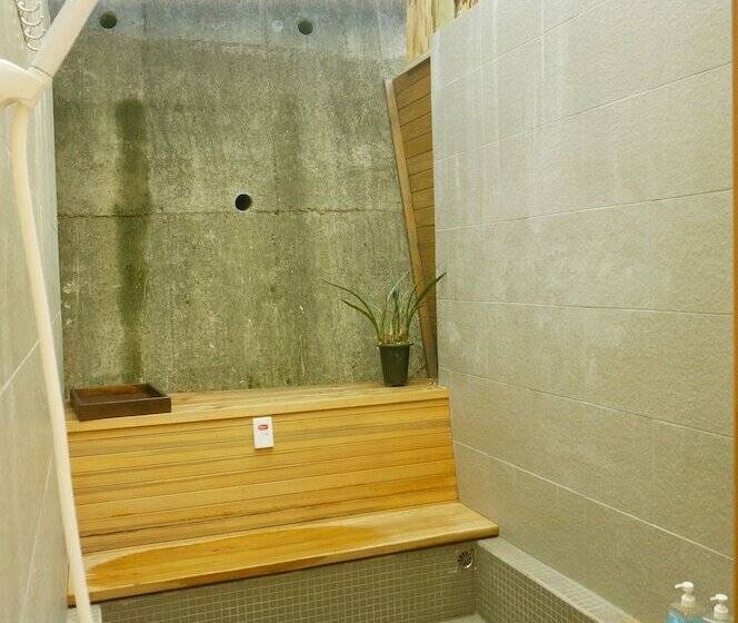 هتل Moon Water Resort