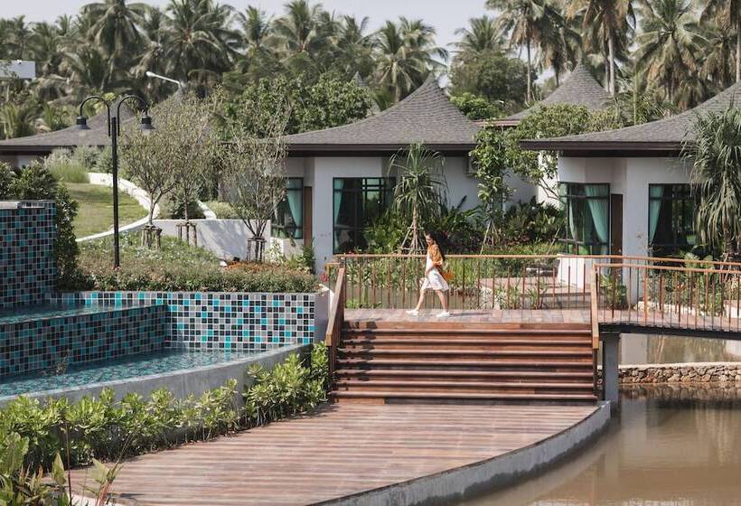 هتل Na Tree Tara Riverside Resort Amphawa Damnoensaduak