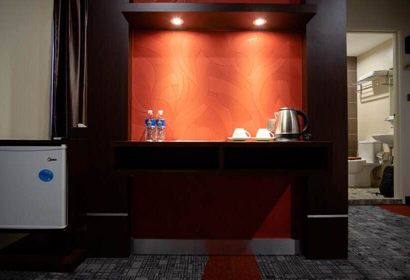 هتل Orkid Inn Mahkota Cheras
