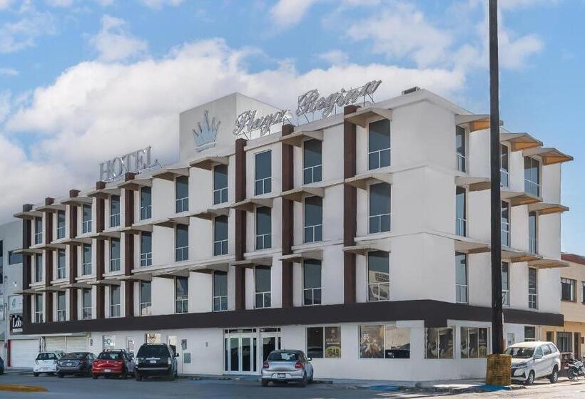 هتل Plaza Regina Torreon