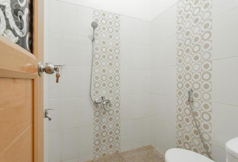 هتل Reddoorz Syariah Plus @ Perintis Guesthouse Tasikmalaya