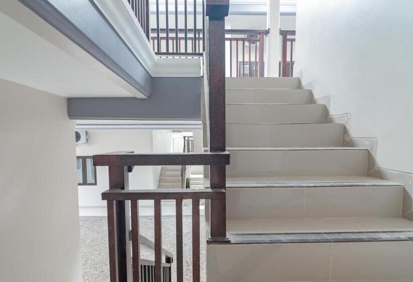 هتل Reddoorz Syariah Plus @ Perintis Guesthouse Tasikmalaya