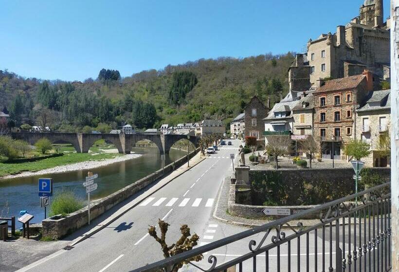 Bed and Breakfast Gîte Les Pieds Dans L Olt   Ultreïa