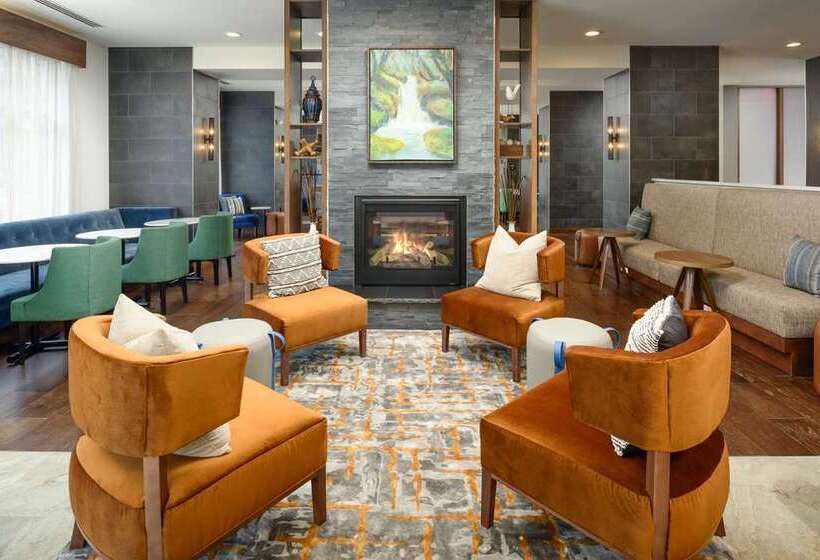 هتل Hampton Inn Blue Ridge