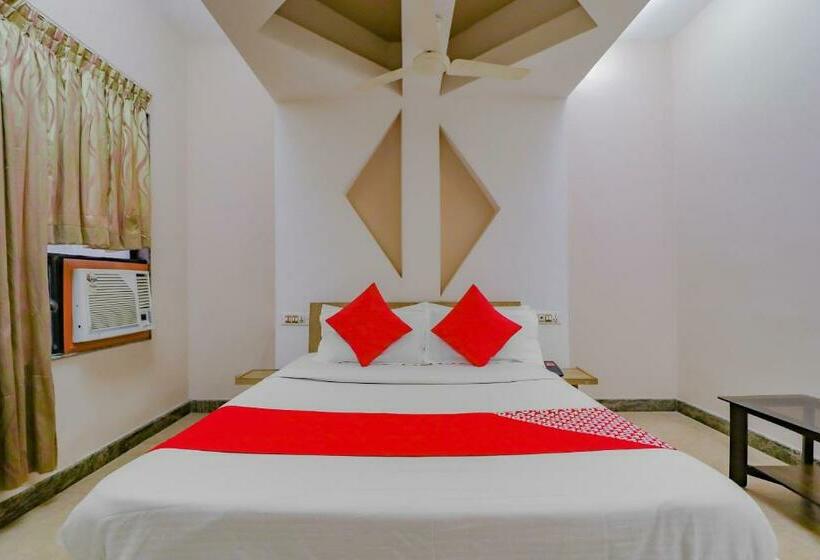 فندق Oyo 78939 Shambhavi Residency
