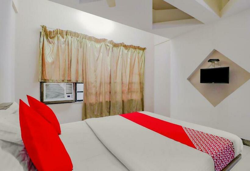 فندق Oyo 78939 Shambhavi Residency