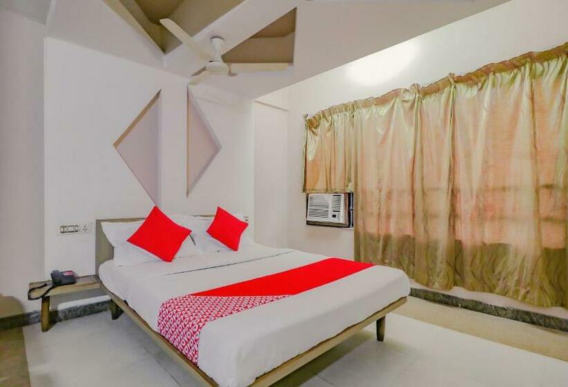 فندق Oyo 78939 Shambhavi Residency
