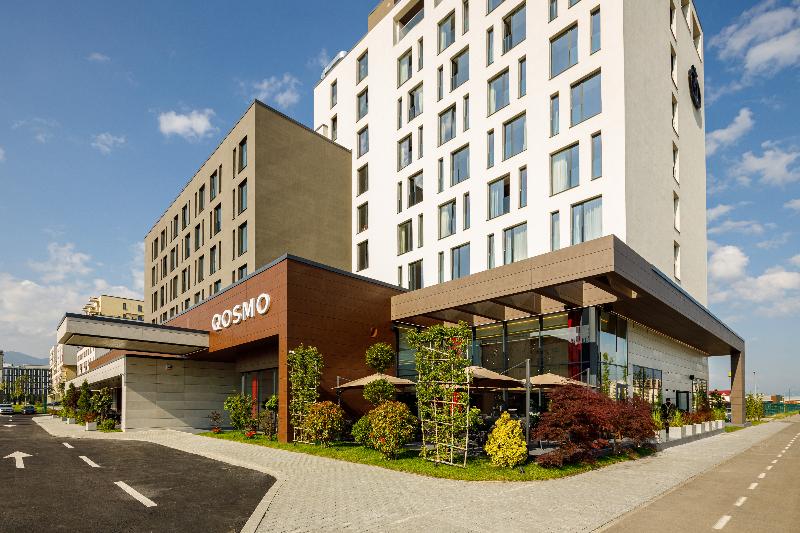 هتل Qosmo Brasov