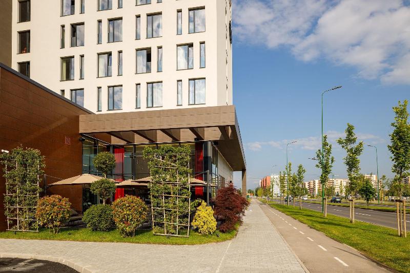 هتل Qosmo Brasov