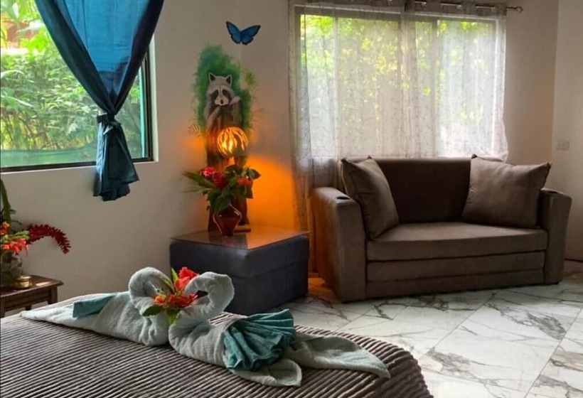 پانسیون Casa Mambo