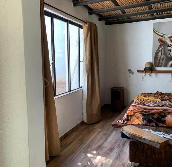 ペンション Hippomoon Lodge Game Reserve
