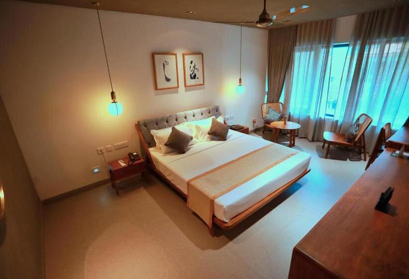 هتل E.05 City Inn