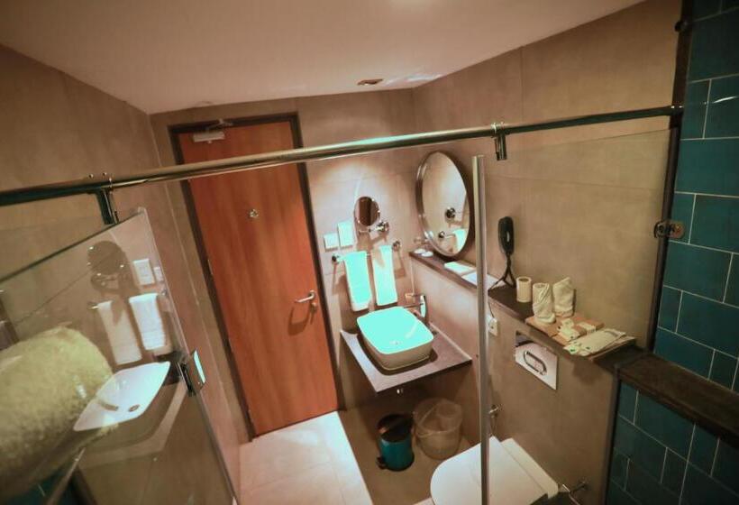 هتل E.05 City Inn