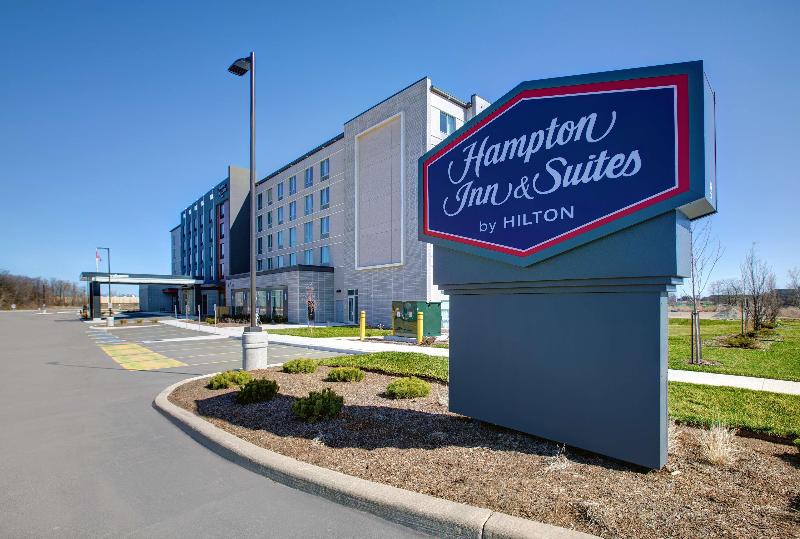 בית מלון כפרי Hampton Inn & Suites By Hilton Waterloo St. Jacobs