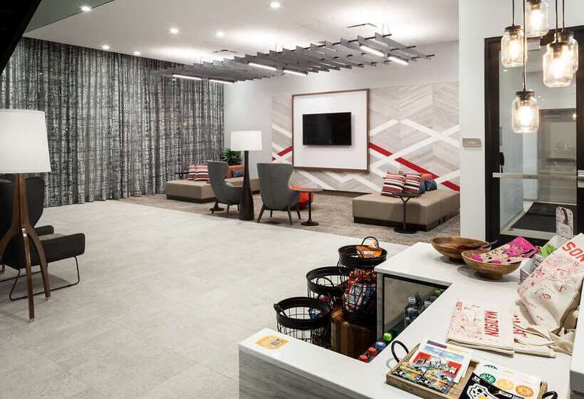 Hotel Hilton Garden Inn Madison Downtown