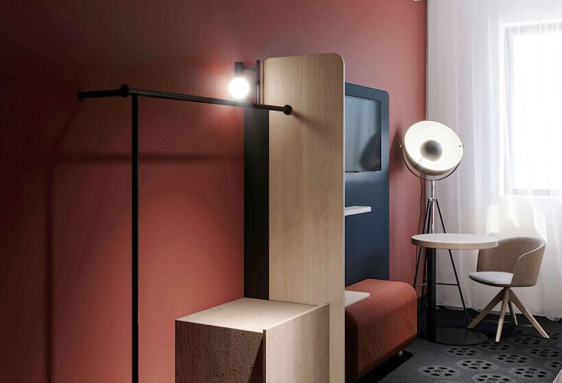 هتل Ibis Styles Arras Centre