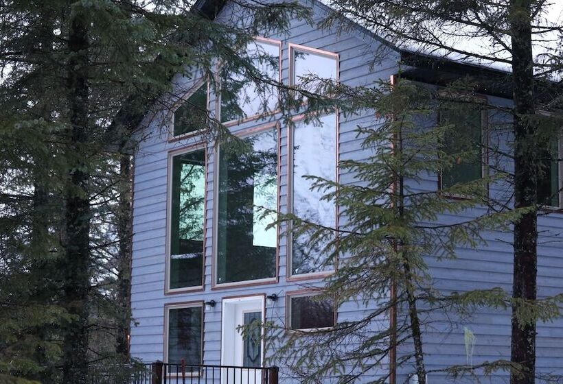 هتل Spruce Lodge