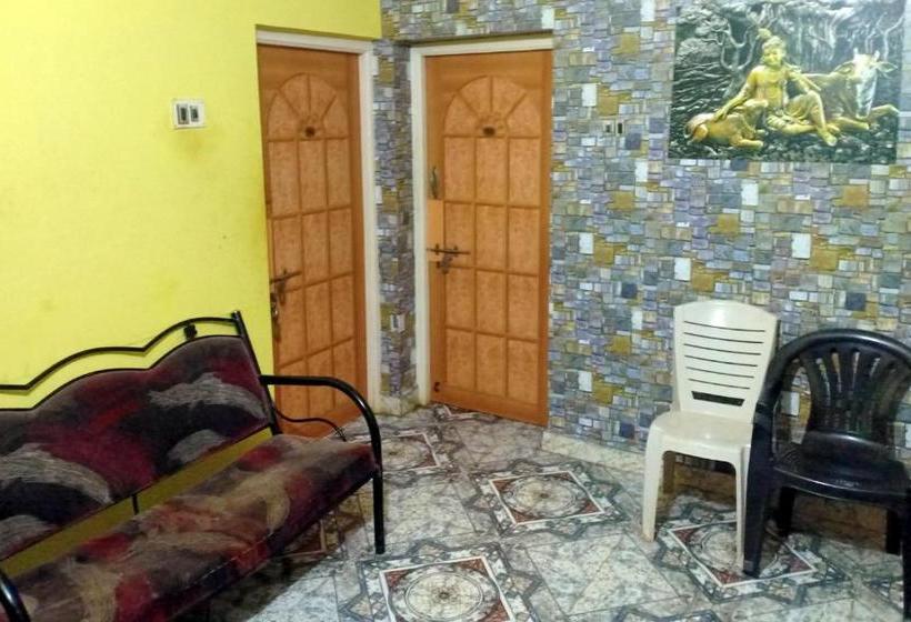 בית מלון כפרי Yelagiri Residency Pure Veg