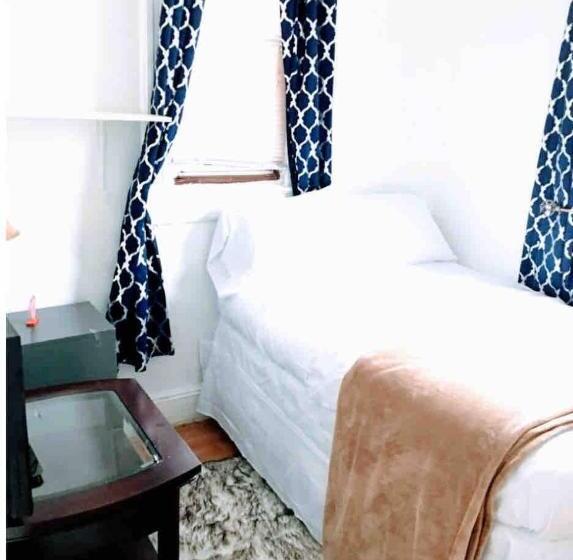 بنسيون Charming 2 Bedrooms Apt 10 Mins To Nycity