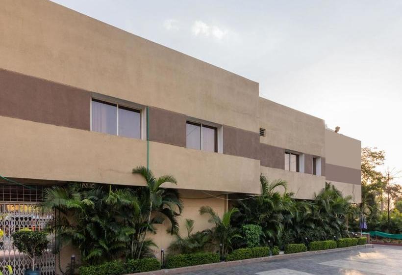 بنسيون Oyo 78503 Puri Homes