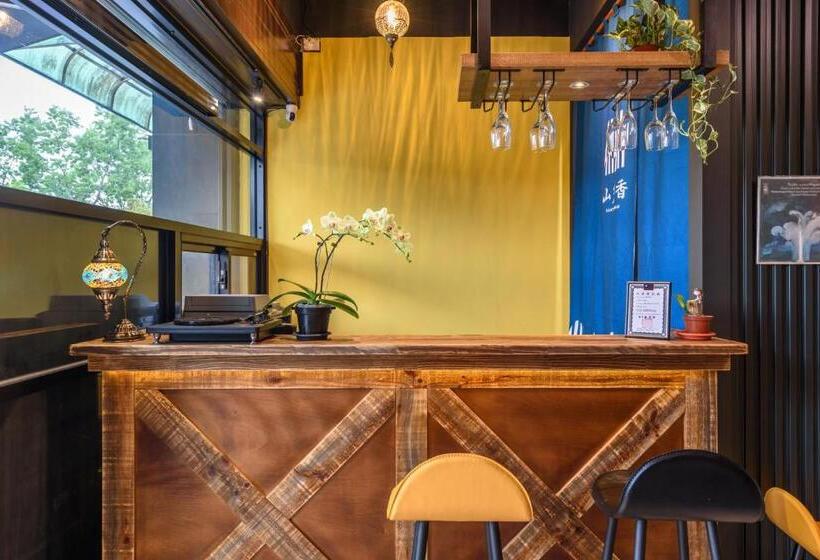 山多香青年民宿 Santhosham Hostel