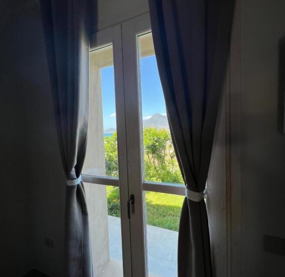 مبيت وإفطار Alelca Domo