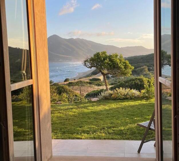 مبيت وإفطار Alelca Domo