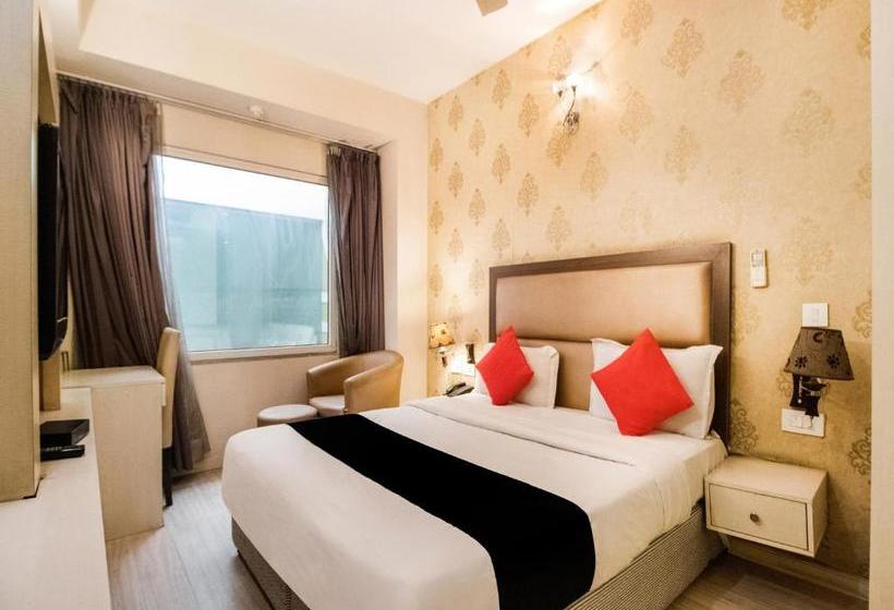 فندق Capital O 73515 Surya Kiran Inn 2