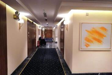 هتل Oriental Residence