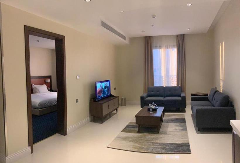 Hyatt ِalfursan