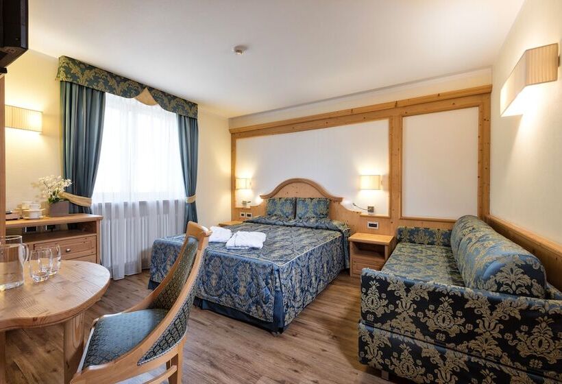 Family Hotel Serena