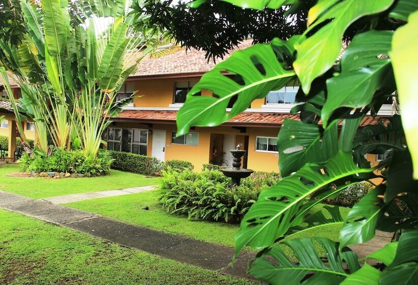 هتل Albrook Inn
