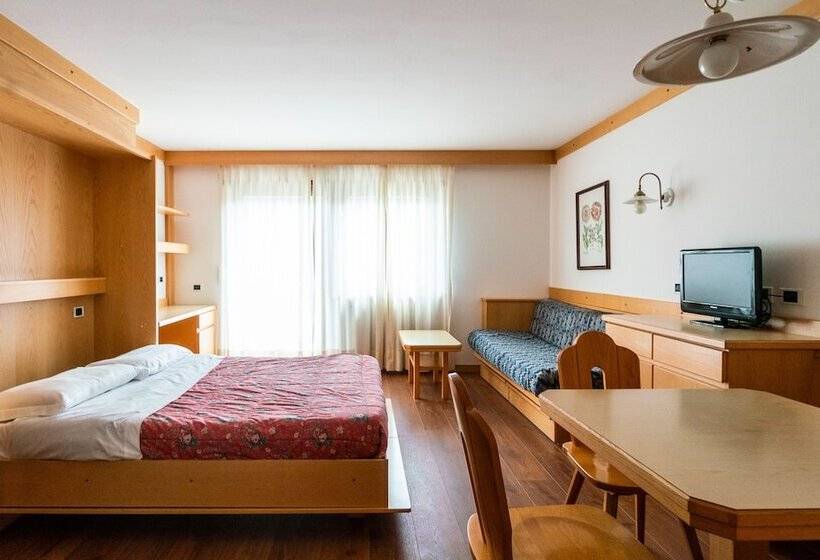 هتل Apartments Boè