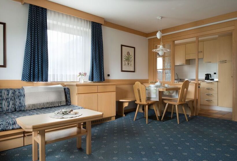 هتل Apartments Boè