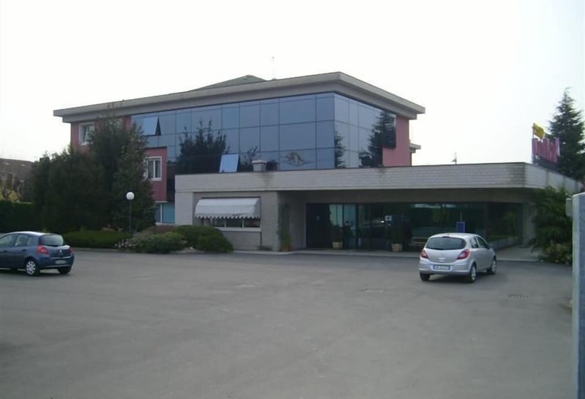 Art & Hotel Treviolo