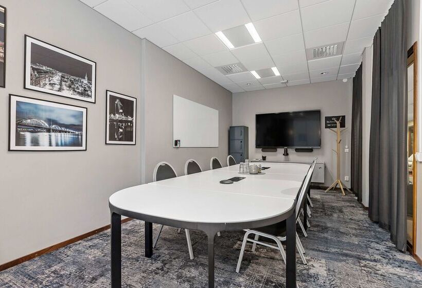 هتل Best Western Plus Savoy Lulea