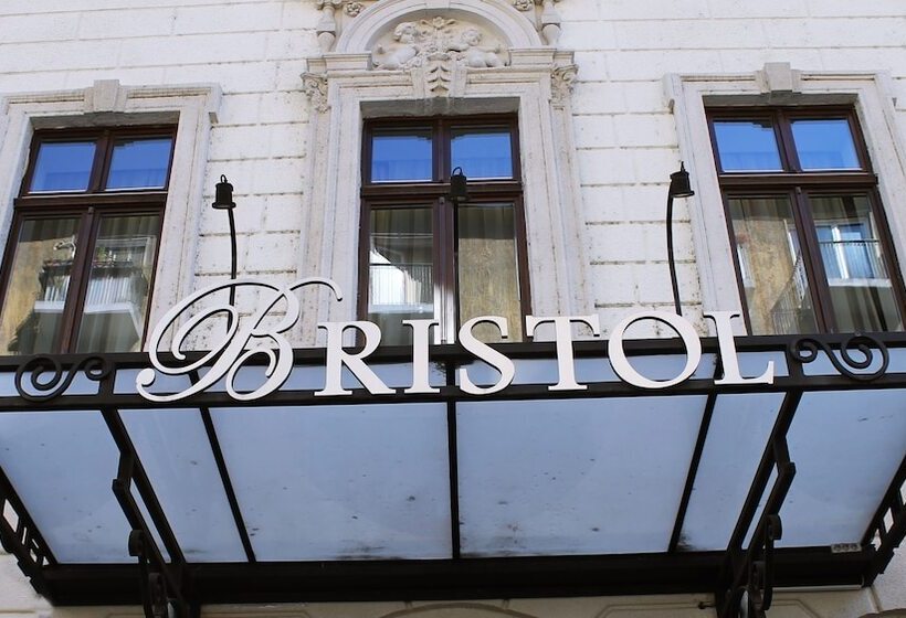 ホテル Bristol  Budapest