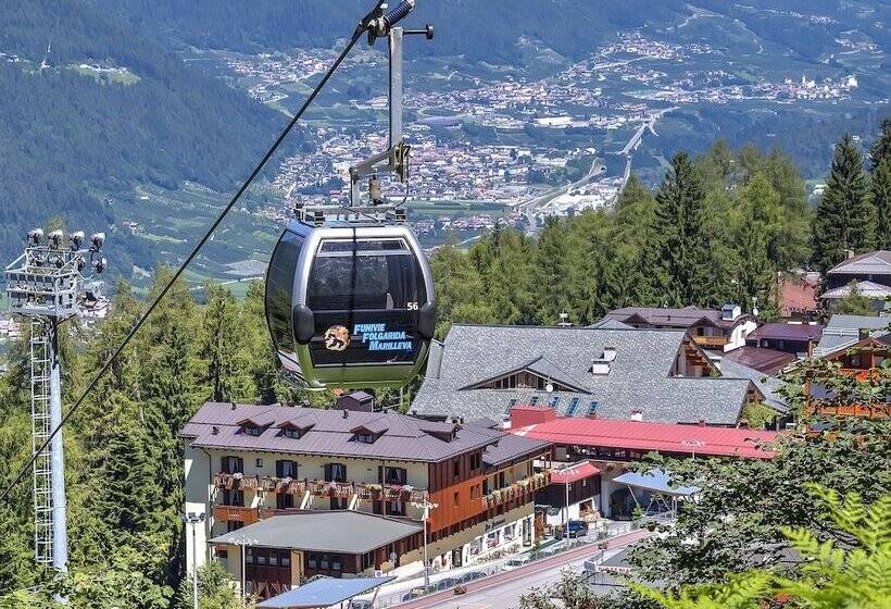 فندق Caminetto