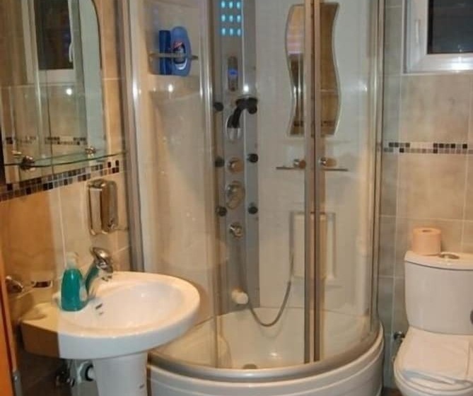 هتل Car Royal Apartmans