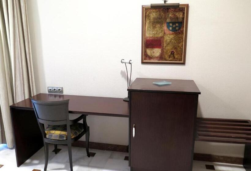 هتل Don Miguel Plaza