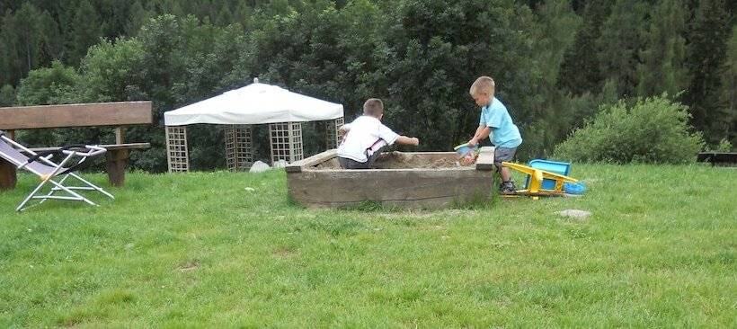 فندق Gaia Residence