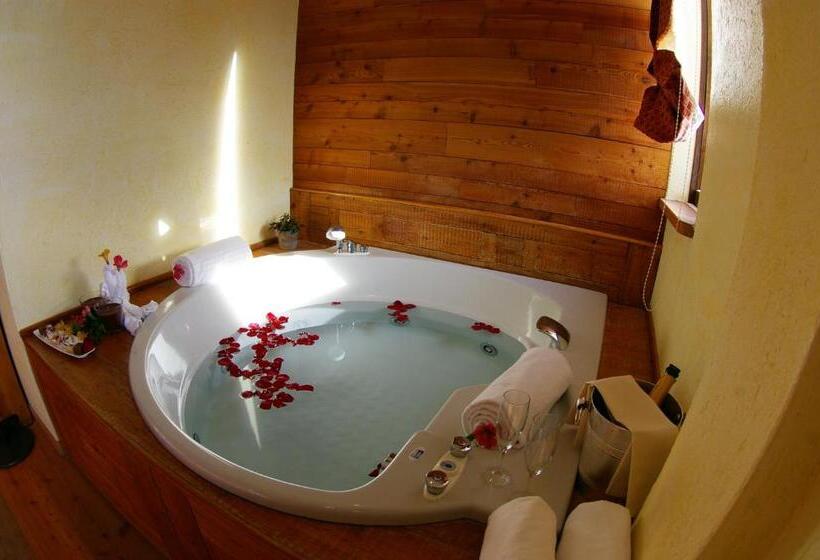 فندق Chaberton Lodge & Spa