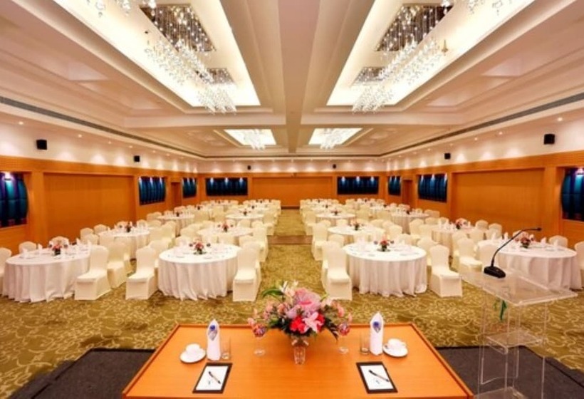 هتل Greenpark Chennai