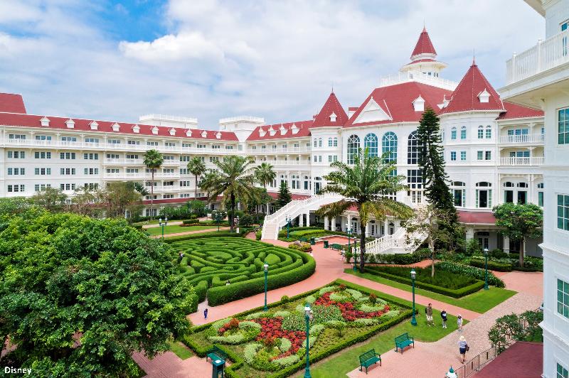 هتل Hong Kong Disneyland