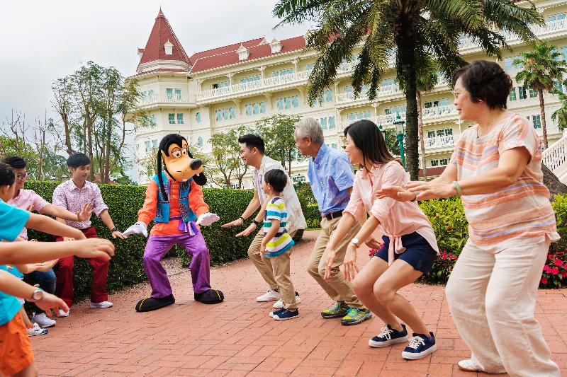 هتل Hong Kong Disneyland