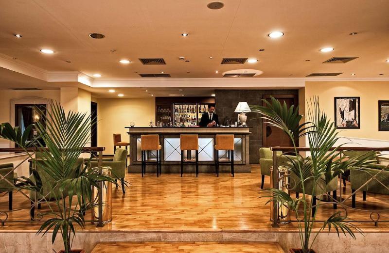 هتل Il Picciolo Etna Golf Resort & Spa