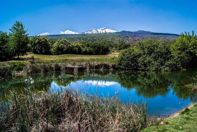 هتل Il Picciolo Etna Golf Resort & Spa