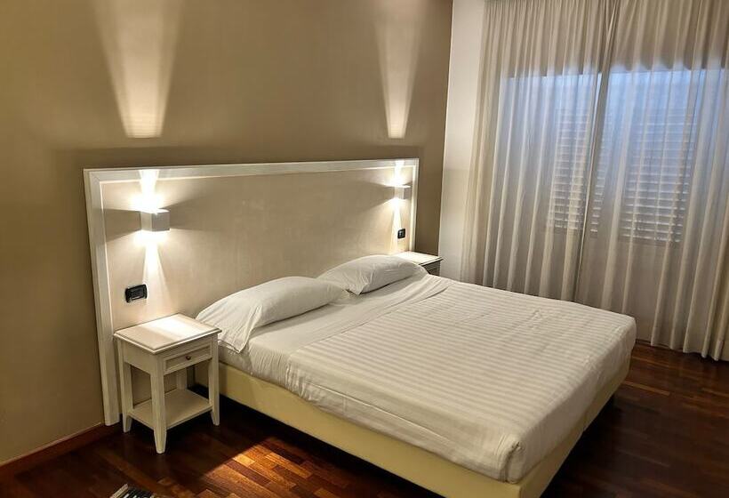 Fotos del hotel Inn Rome Rooms & Suites:  3