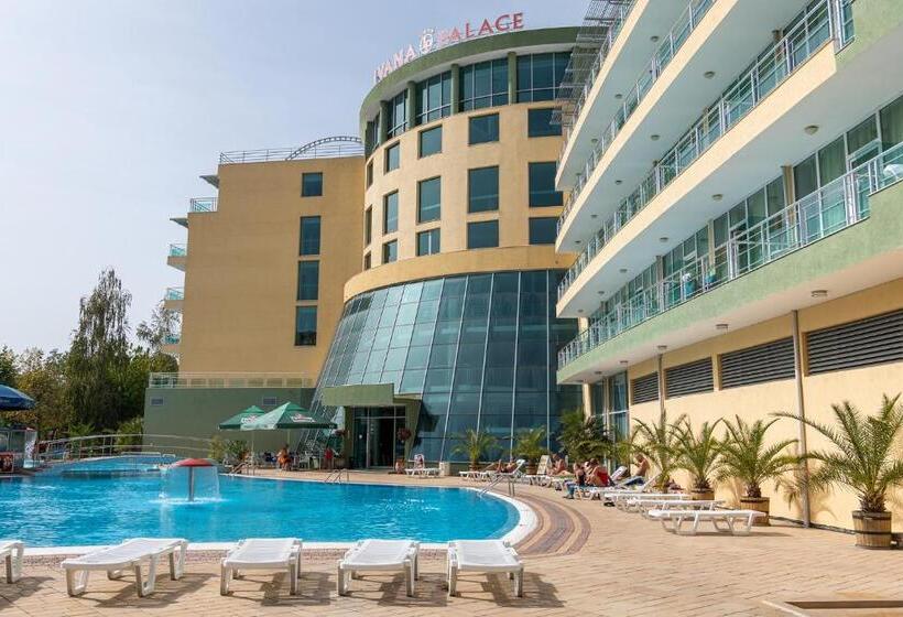 Ivana Palace Hotel   Free Parking